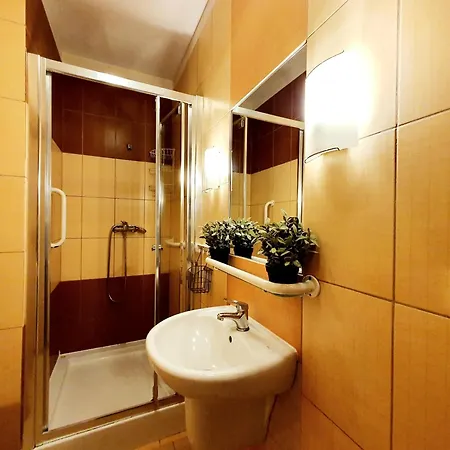 Studio 100 Metrow Do Monte Cassino Ii Daire *